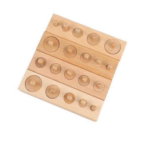Jeu de cylindres à boutons en bois