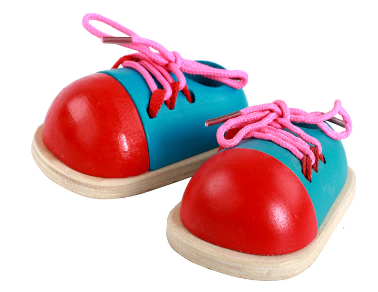 Chaussures en bois Montessori bébé