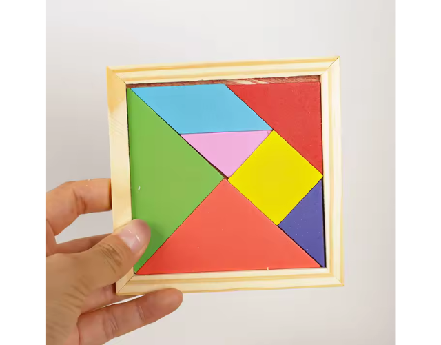 petit tangram bois couleurs montessori