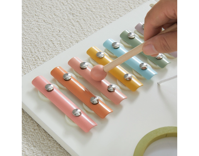 tableau de manipulation montessori ours
