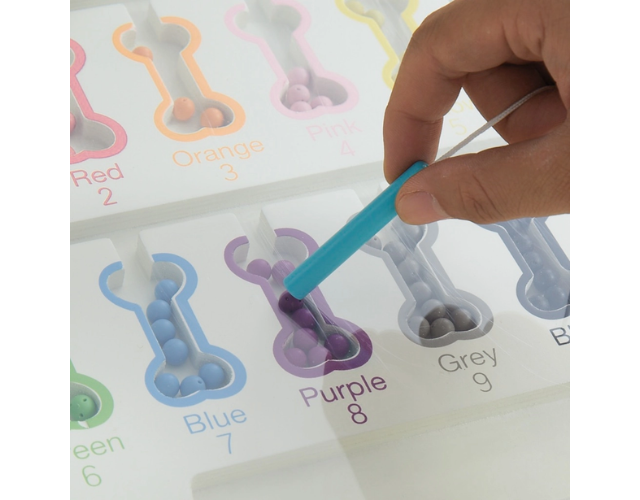tableau de manipulation montessori ours