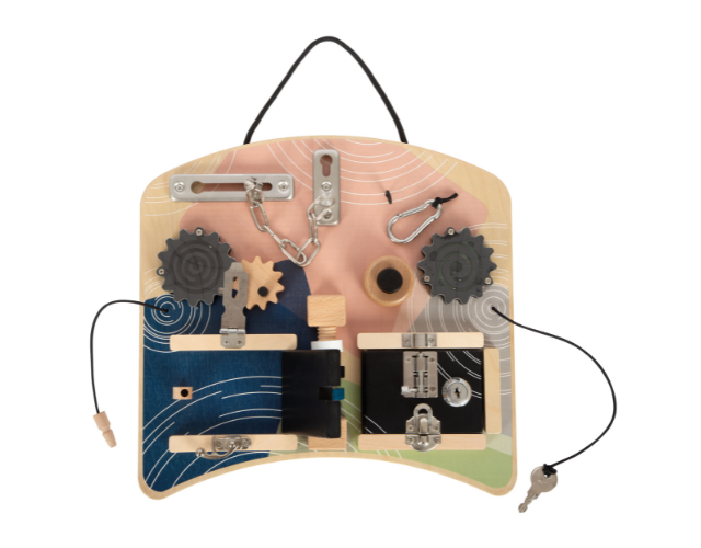 busy board montessori transportable