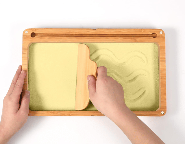 plateau d'écriture sur sable montessori