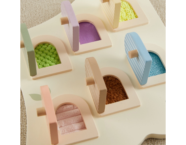 busy board montessori xxl – tableau d’activités géant chouette