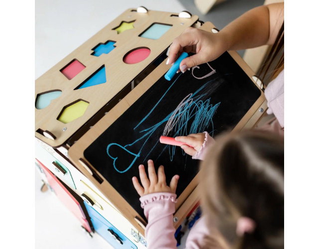busy board montessori grande maison
