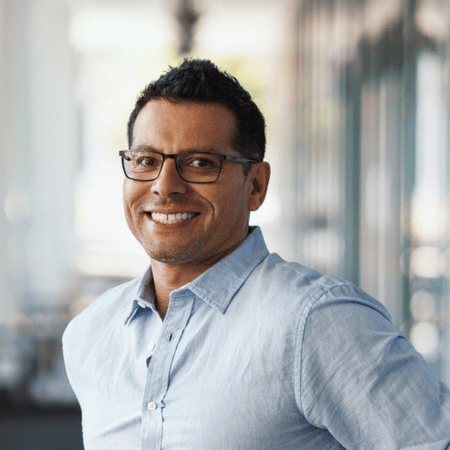 portrait client1 450x450px
