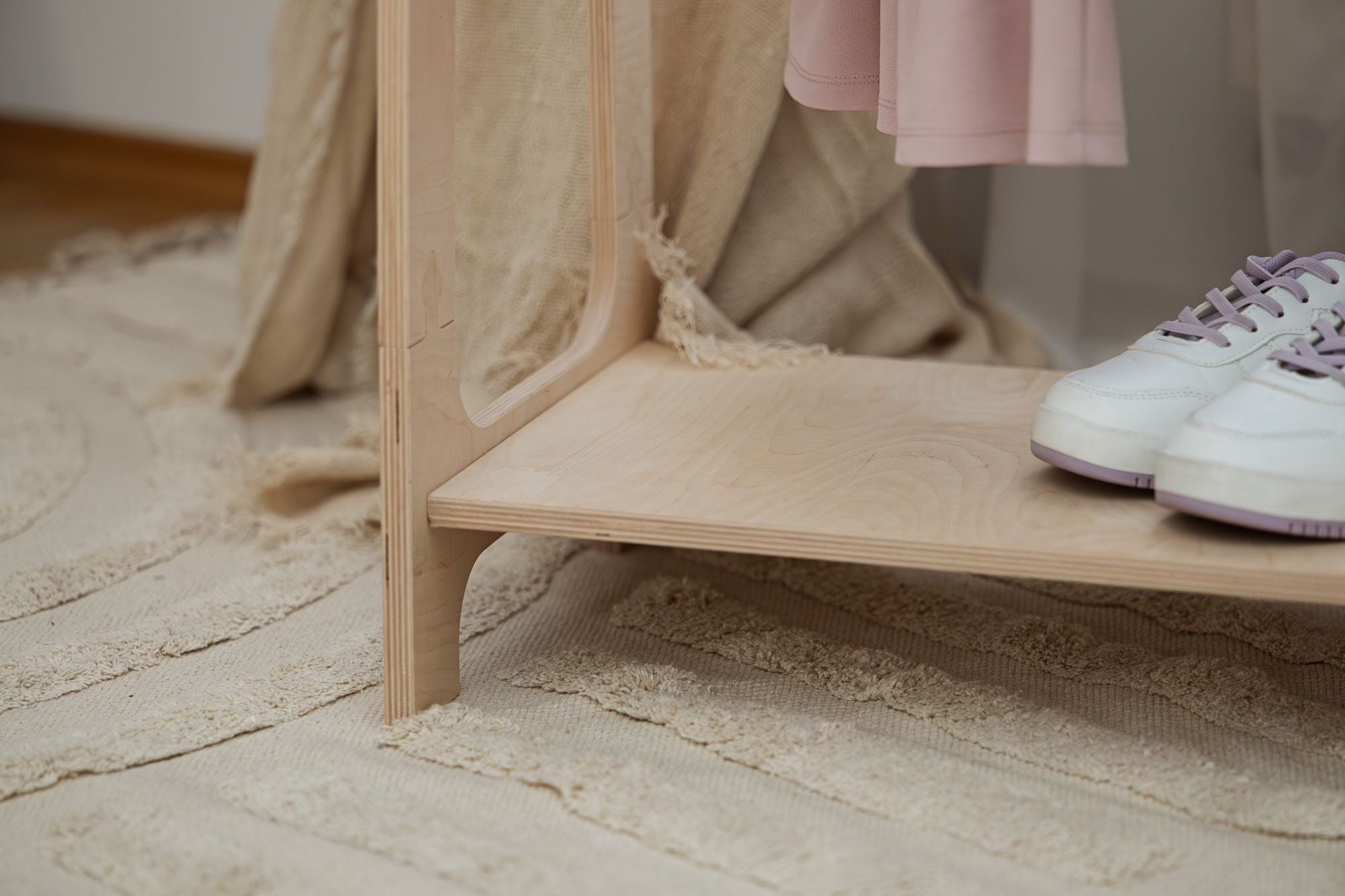 arched clothing rack for children small natural wood